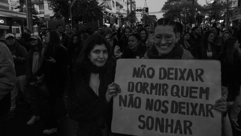 A sign at the march: “Don’t let sleep those who don’t let us dream”.
