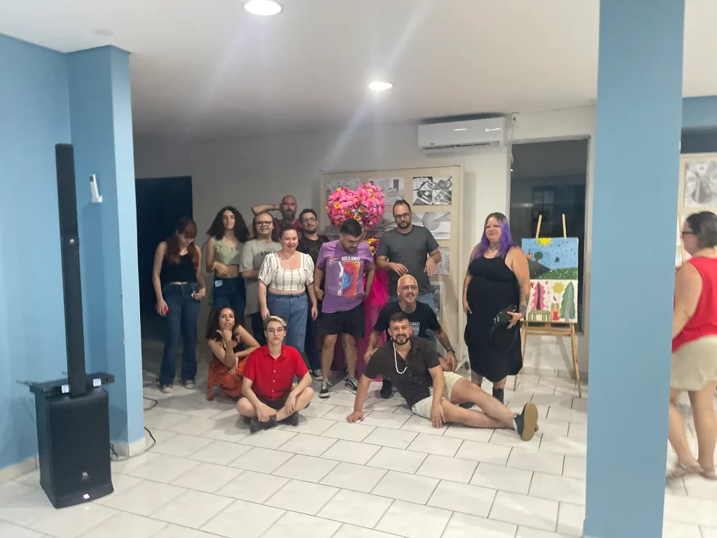 O grupo reunido no salão da Casa da Cultura Rogério Sganzerla, em Joaçaba